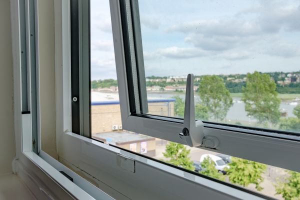 Cost of Casement Window Repair in Battle Ground