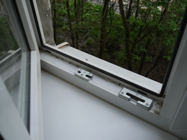 Crank Window Repair in Battle Ground