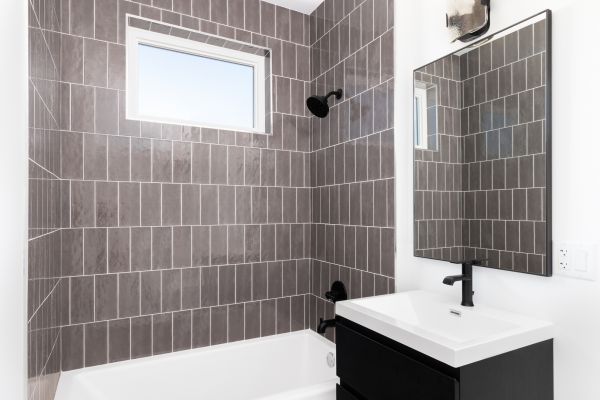 Cost of Shower Window Repair in Battle Ground